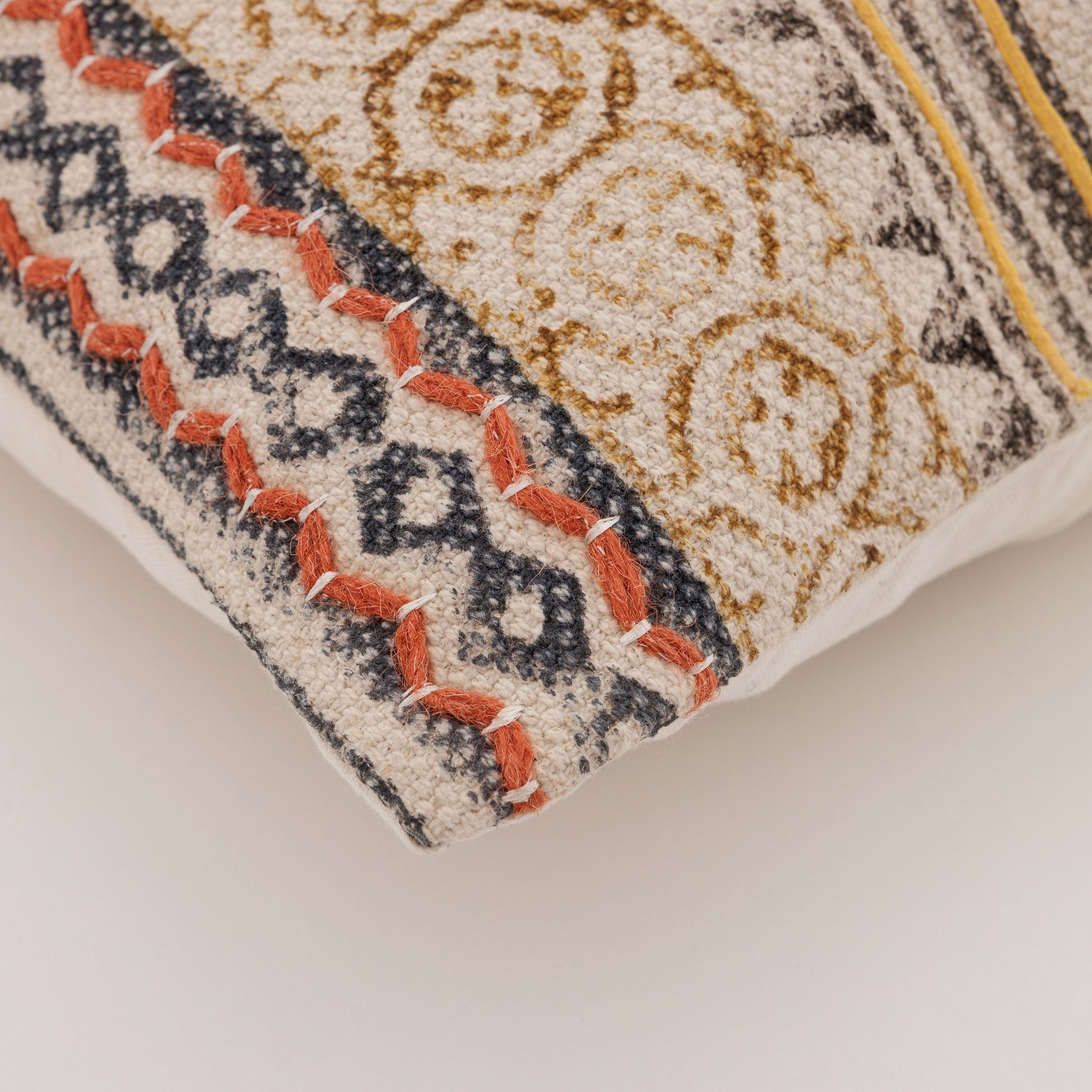 Husă de pernă decorativă - Țesută manual - 100% Bumbac - Model Tribal Zigzag (5)