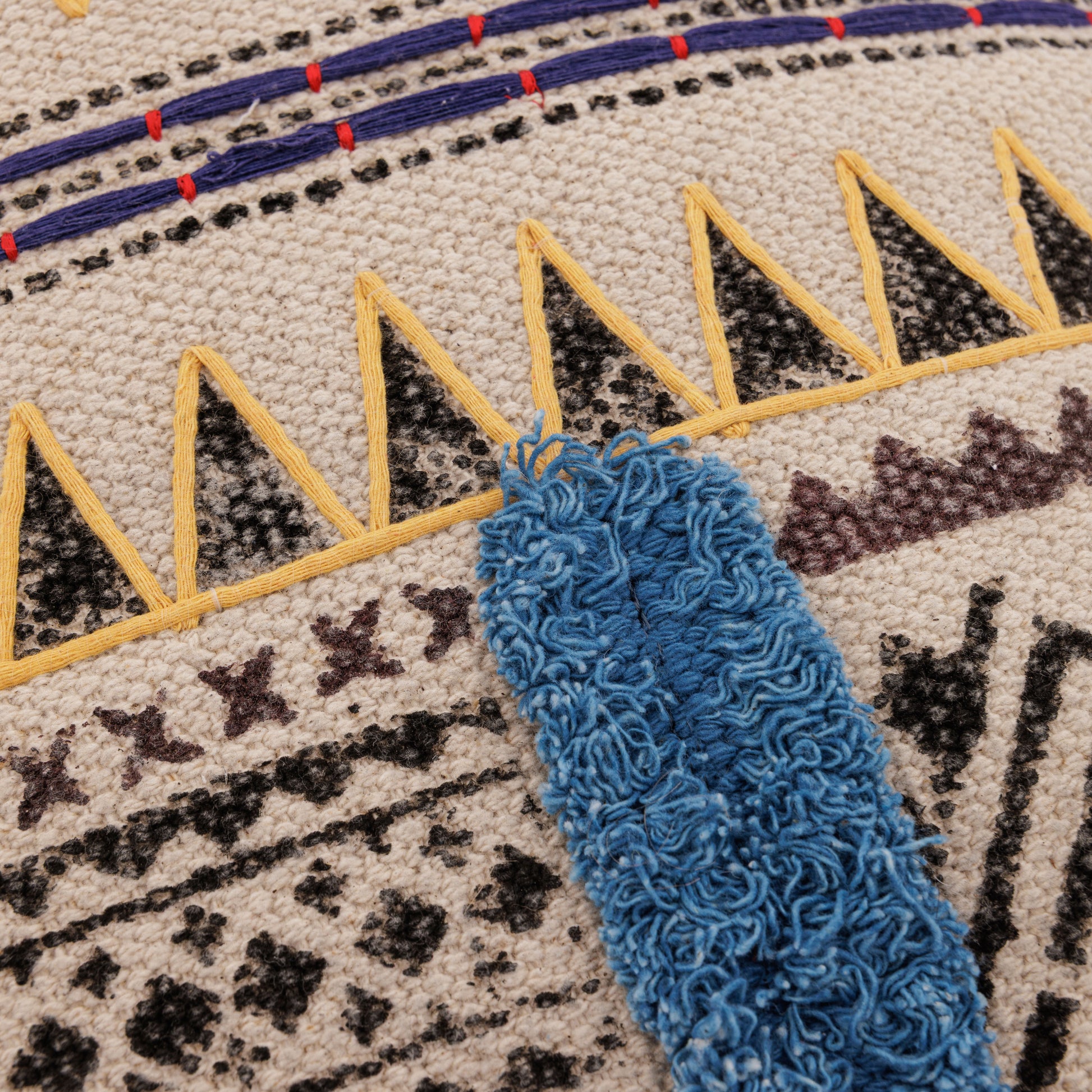 Husă de pernă decorativă - Țesută manual - 100% Bumbac - Model Tribal cu Ciucuri Boho (5)