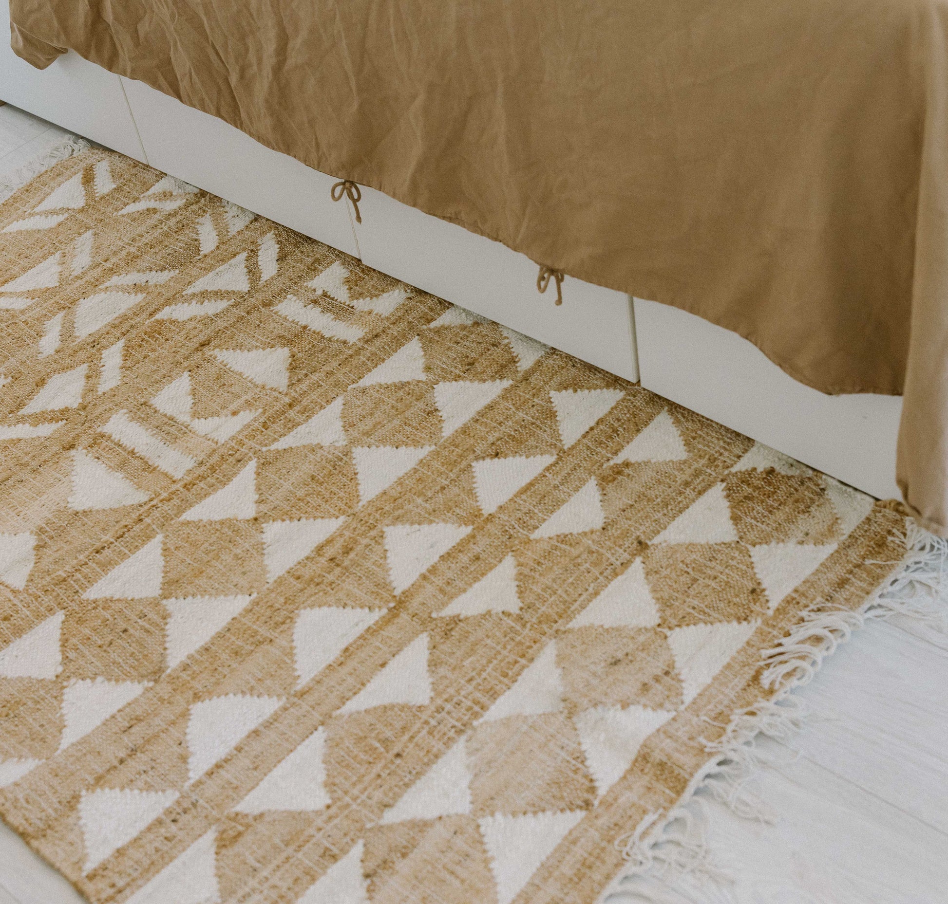 Covor - Iută/Bumbac - Țesut manual - Model Tribal Geometric Crem-Natur (8)