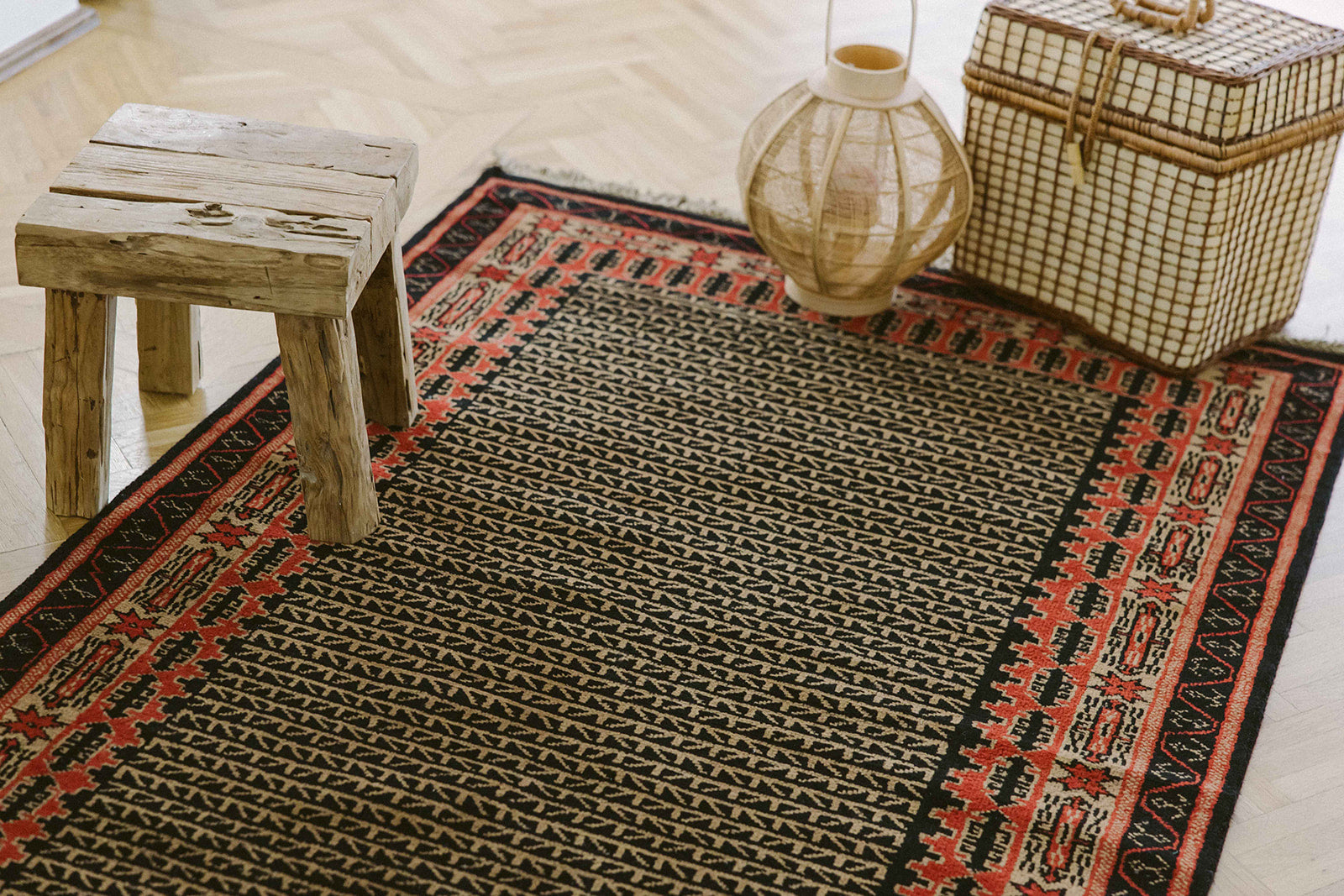 Covor Lână Merinos Înnoat Manual – Geometric Tribal Negru-Teracotă (6)