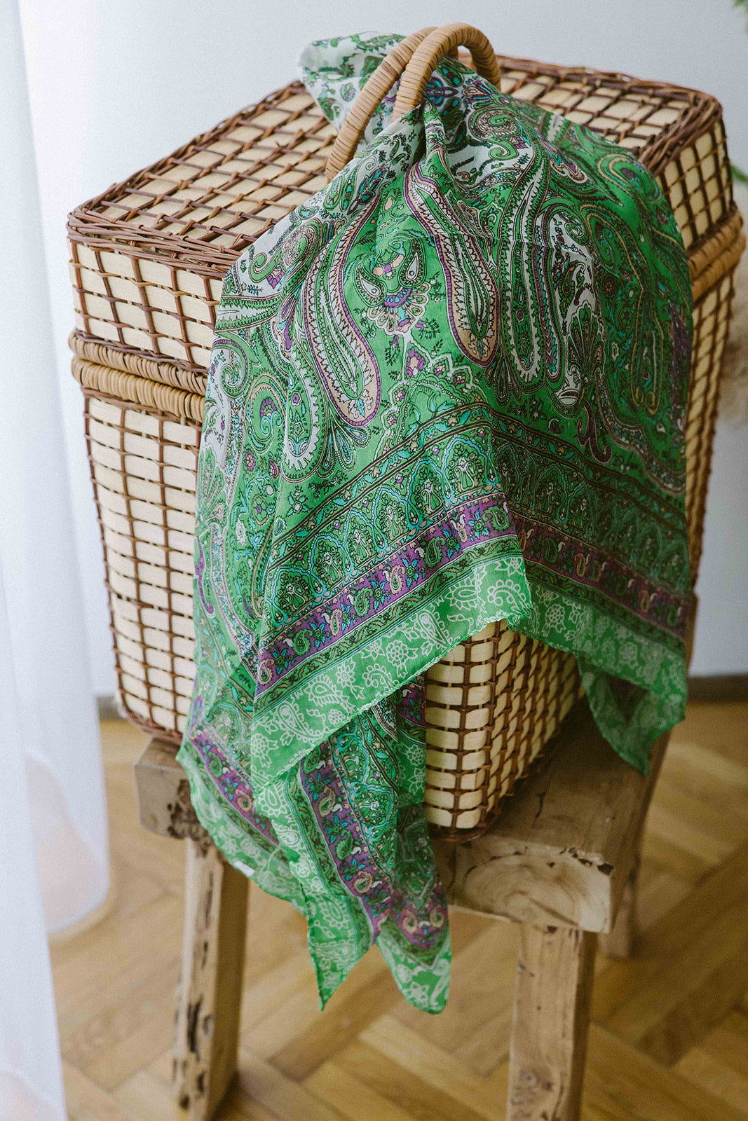 Eșarfă - 100% Mătase - 92x92cm- Imprimeu Paisley Verde (4)