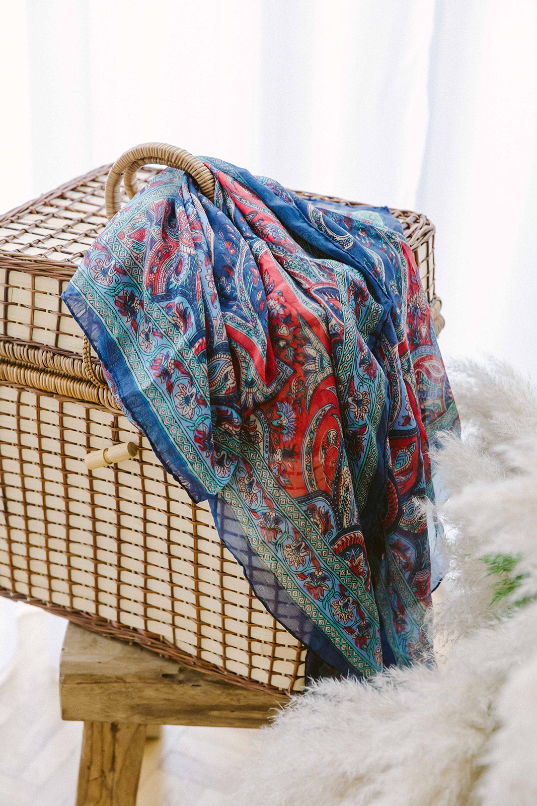 Eșarfă - 100% Mătase - 92x92cm- Imprimeu Paisley Albastru Indigo (4)